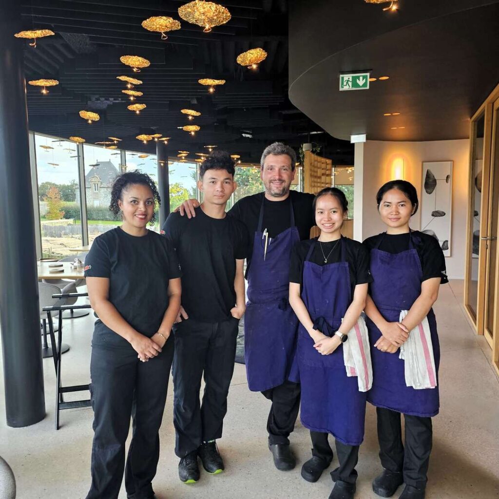 France Domain Chateau des Peres 1